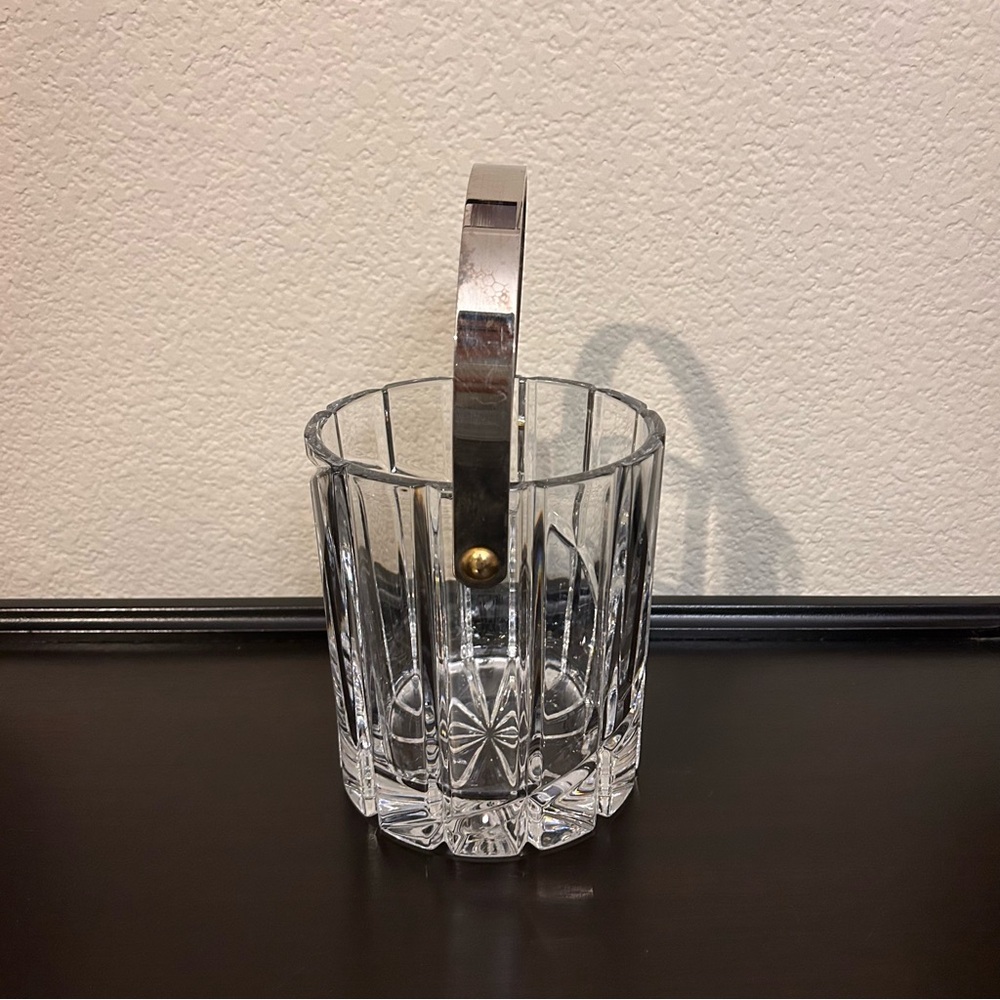 Mikasa Uptown Crystal Ice Bucket w/ Mental Handle Vintage Cut Glass Barware - Picture 3 of 11